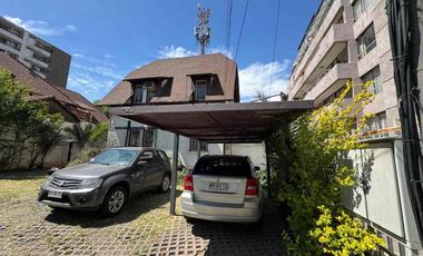 Arriendo Casa Oficina en Providencia - 6 privados
