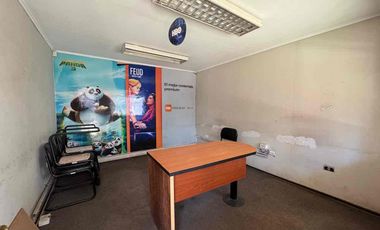 Arriendo Casa Oficina en Providencia - 6 privados