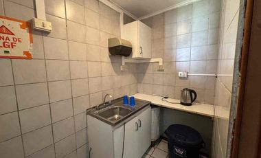 Arriendo Casa Oficina en Providencia - 6 privados