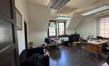 Arriendo Casa Oficina en Providencia - 6 privados