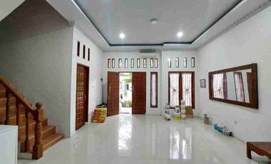 RUMAH SEWA 2 LANTAI