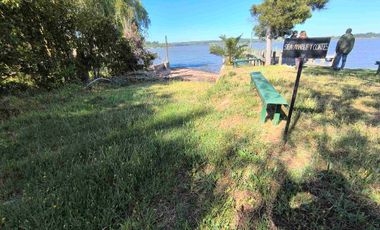 Venta De Casa Con Acceso Al Lago Rapel