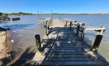 Venta De Casa Con Acceso Al Lago Rapel