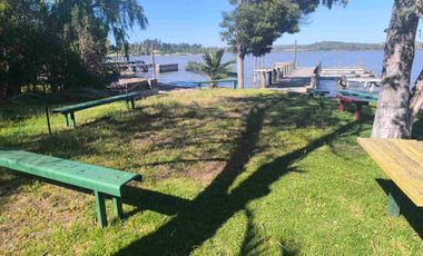 Venta De Casa Con Acceso Al Lago Rapel