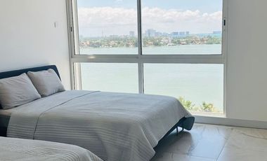 DEPARTAMENTO EN RENTA BAY VIEW GRAND ZONA HOTELERA CANCUN, ESPECTACULARES VISTAS AL MAR AMUEBLADO