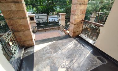 Disewakan Murah turun harga Rumah Taman surya cengkareng jakbar