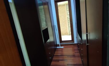 Disewakan Murah turun harga Rumah Taman surya cengkareng jakbar