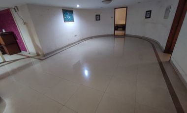 Disewakan Murah turun harga Rumah Taman surya cengkareng jakbar