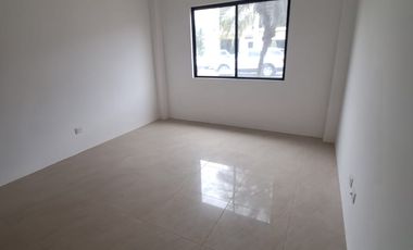 SE VENDE CASA EN URB. CIUDAD CELESTE - MARINA , SAMBORONDON.