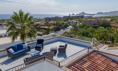 Vistas al arco de cabo san lucas en Cresta del Mar, casa exclusiva