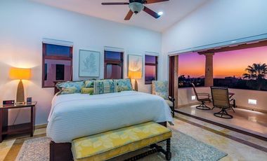 Vistas al arco de cabo san lucas en Cresta del Mar, casa exclusiva