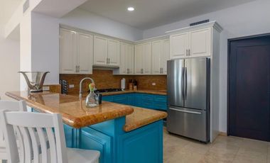 Vistas al arco de cabo san lucas en Cresta del Mar, casa exclusiva