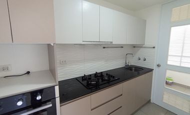 Departamento Moderno, Cómodo, con Balcón y vista externa