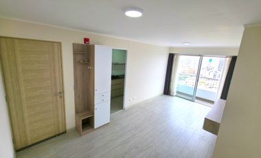 Departamento Moderno, Cómodo, con Balcón y vista externa