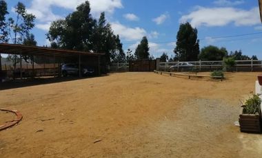 Venta De Parcela Con Casa En Fundo Loma Verde, Algarrobo