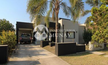 CASA EN VENTA ZON SUR BARRIO PRIVADO EL PRADO