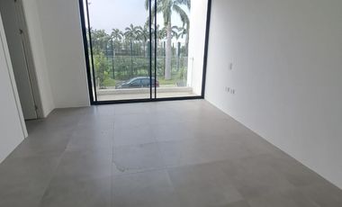VENDO CASA EN URB. LA COSTA - SAMBORONDON.
