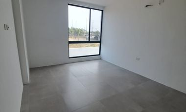 VENDO CASA EN URB. LA COSTA - SAMBORONDON.
