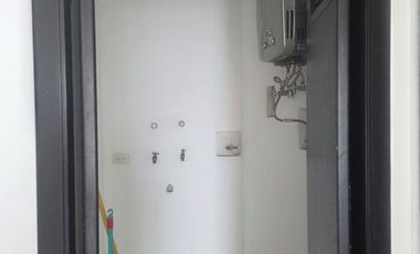 Samborondon, Renta de departamento 3 dormitorios sin muebles con vista piscina