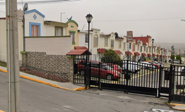 CASA DE RECUPERACIÓN BANCARIA EN PRIV ALMERIA, URBI VILLA DEL REY, HUEHUETOCA, EDO MEX. ¡NO SE ACEPTAN CRÉDITOS!