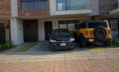 REMATE DE CASA EN CONJUNTO URBANO VILLAS DE NEXTLALPAN, ESTADO DE MÉXICO