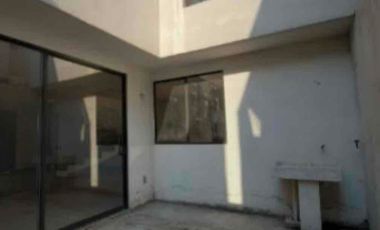 REMATE DE CASA EN CONJUNTO URBANO VILLAS DE NEXTLALPAN, ESTADO DE MÉXICO