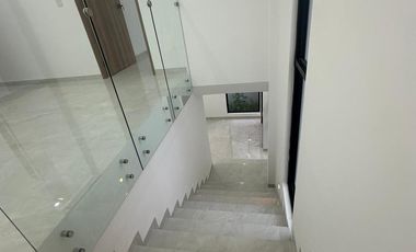 Renta casa en Senderos de Monte Verde