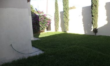 CASA EN RENTA PARA CASA HABITACION U OFICINAS  EXCELENTE UBICACION