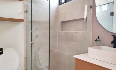 DEPARTAMENTO EN RENTA TOTALMENTE REMODELADO EN RESIDENCIAL CORDILLERAS CERCA DE LOS CUBOS, ZAPOPAN