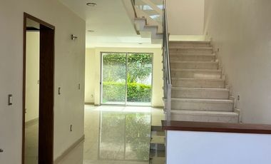 Casa en renta en Valle Imperial – Coto 4