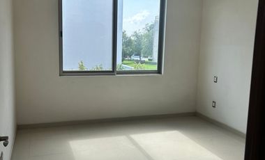 Casa en renta en Valle Imperial – Coto 4