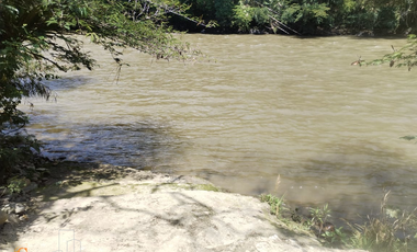 PARCELA DE SUELO SUB-URBANO LINDANTE CON RÍO