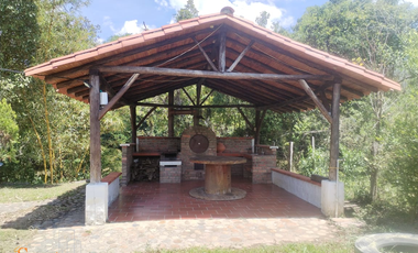 PARCELA DE SUELO SUB-URBANO LINDANTE CON RÍO