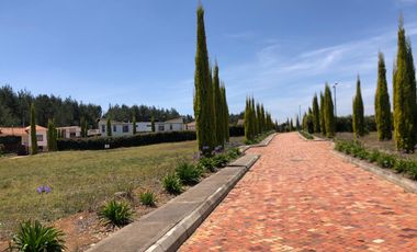 Lote en venta, ubicado en Condominio, Cómbita.