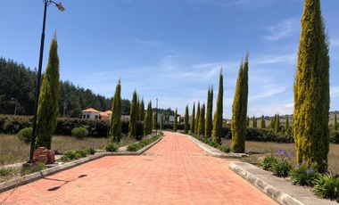 Lote en venta, ubicado en Condominio, Cómbita.