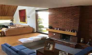 Amplia y Precios Casa de 4 Recamaras en Col. Lomas De Tecamachalco