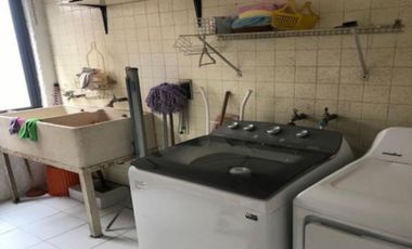 Amplia y Precios Casa de 4 Recamaras en Col. Lomas De Tecamachalco