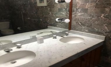 Amplia y Precios Casa de 4 Recamaras en Col. Lomas De Tecamachalco