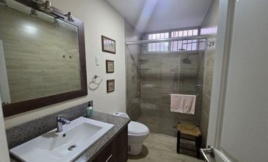 casa de venta en manta zona sur malecon G/Z