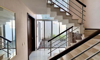 Habitación en renta en Valle Esmeralda, Zona Real, Zapopan