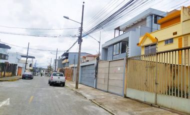 VENTA DE CASA EN URB. MUTUALISTA