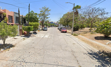 SE VENDE CASA EN RECUPERACION HIPOTECARIA EN IXTAPA CENTRO, PUERTO VALLARTA, JALISCO! SOLO CONTADO.