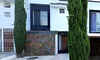 Gran Oportunidad Para Poder  Adquirir una Propiedad Ubicada En  Uno De Los Fraccionamientos de  Mayor Plusvalía