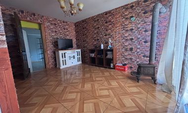 Putaendo – Venta Casa esquina con local comercial