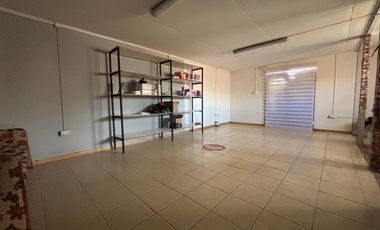 Putaendo – Venta Casa esquina con local comercial
