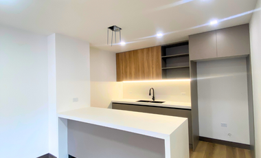 En Venta Departamento, Av. Primero de Mayo, Cuenca