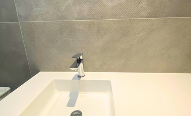 En Venta Departamento, Av. Primero de Mayo, Cuenca