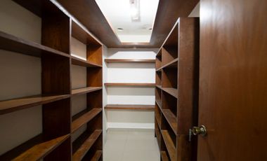 Departamento en Venta en Planta Baja en Jardines del Bosque, Guadalajara
