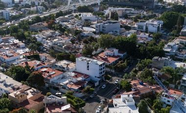 Departamento en Venta en Planta Baja en Jardines del Bosque, Guadalajara