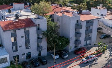 Departamento en Venta en Planta Baja en Jardines del Bosque, Guadalajara